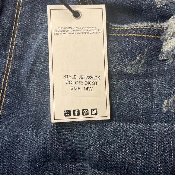 Judy Blue Skinnies - Picture 3 of 4